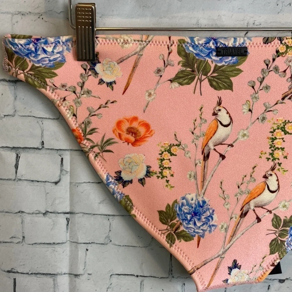 Triangl Swimwear NWT Bird Tropical Floral Pink Bikini Bottoms XL Sexy Vacation